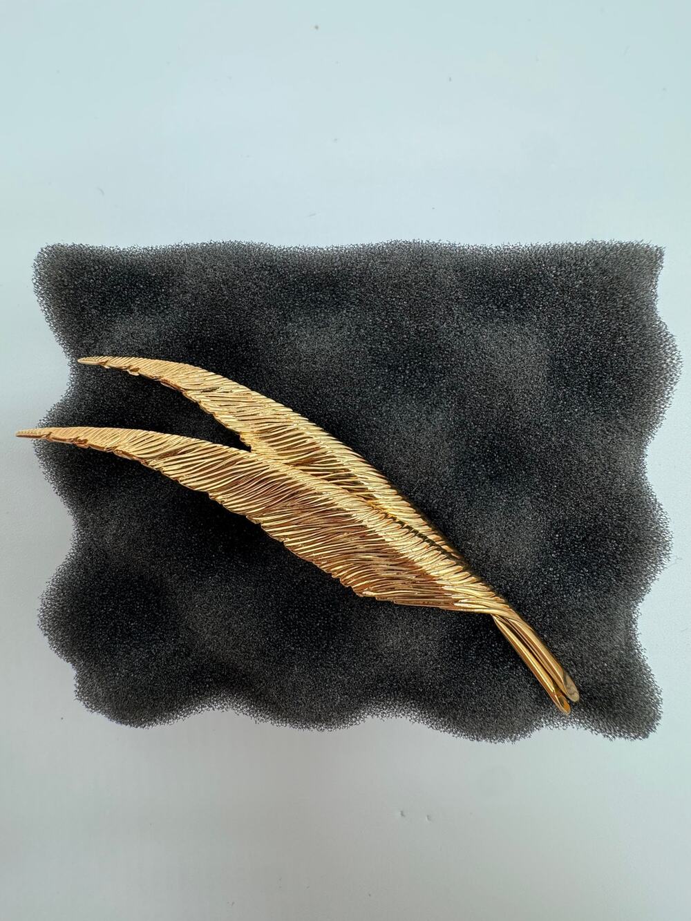 Vintage Christian Dior Gold Tone Double Feather Brooch